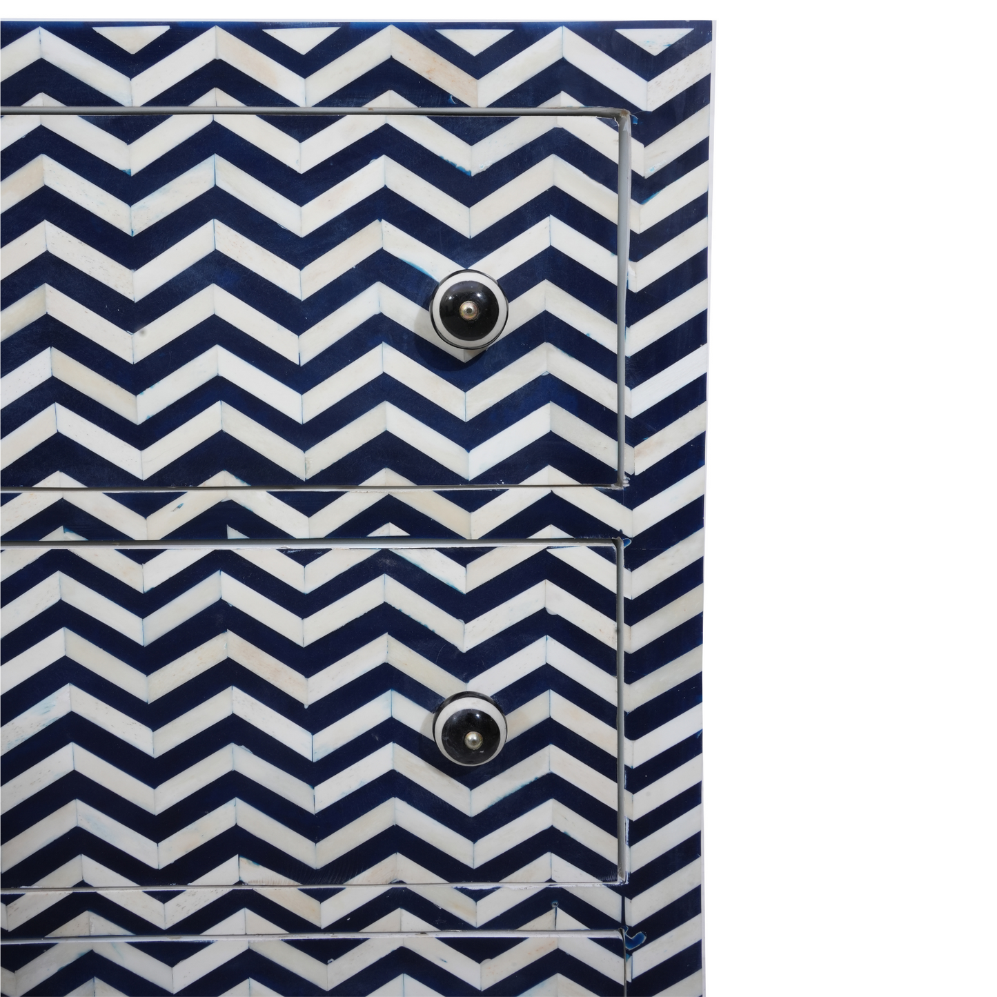 V 9 Chest Of Drawers