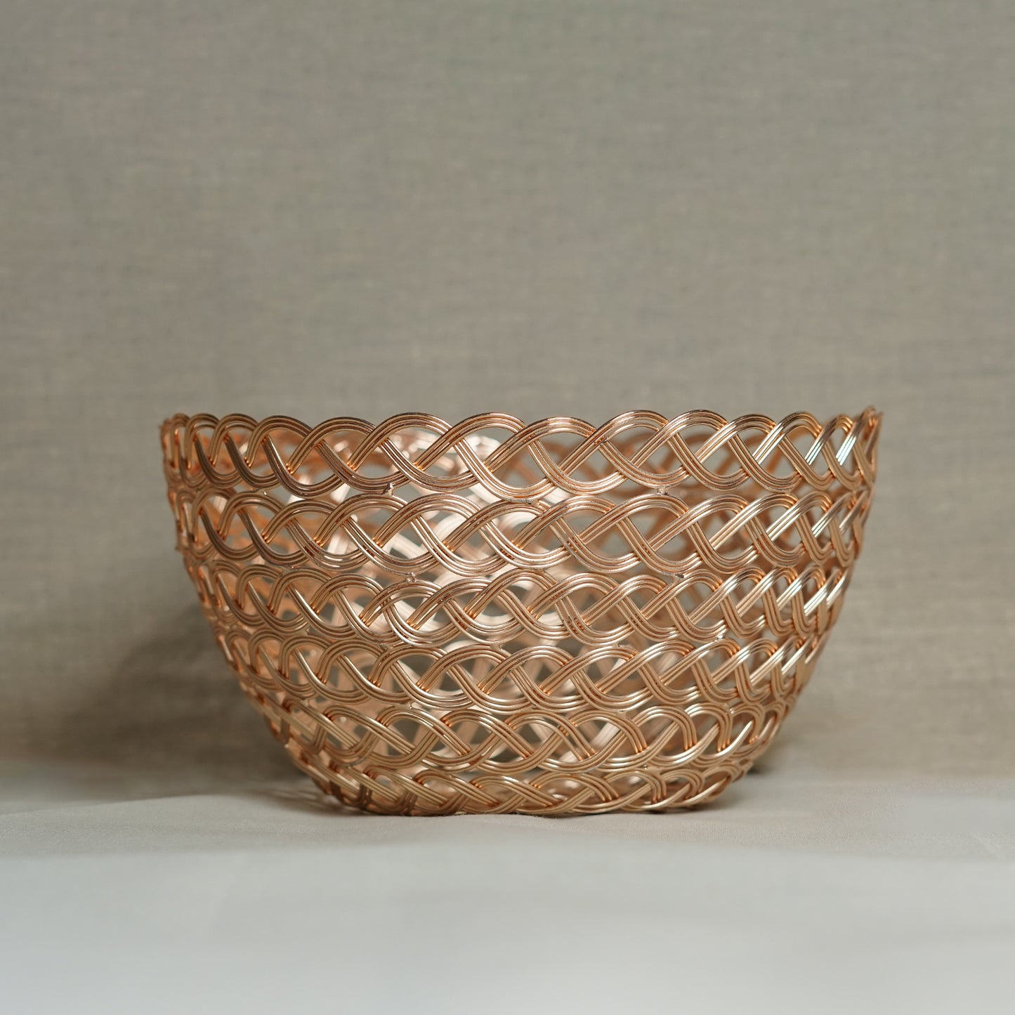 INFINITY WIRE FRUIT BASKET
