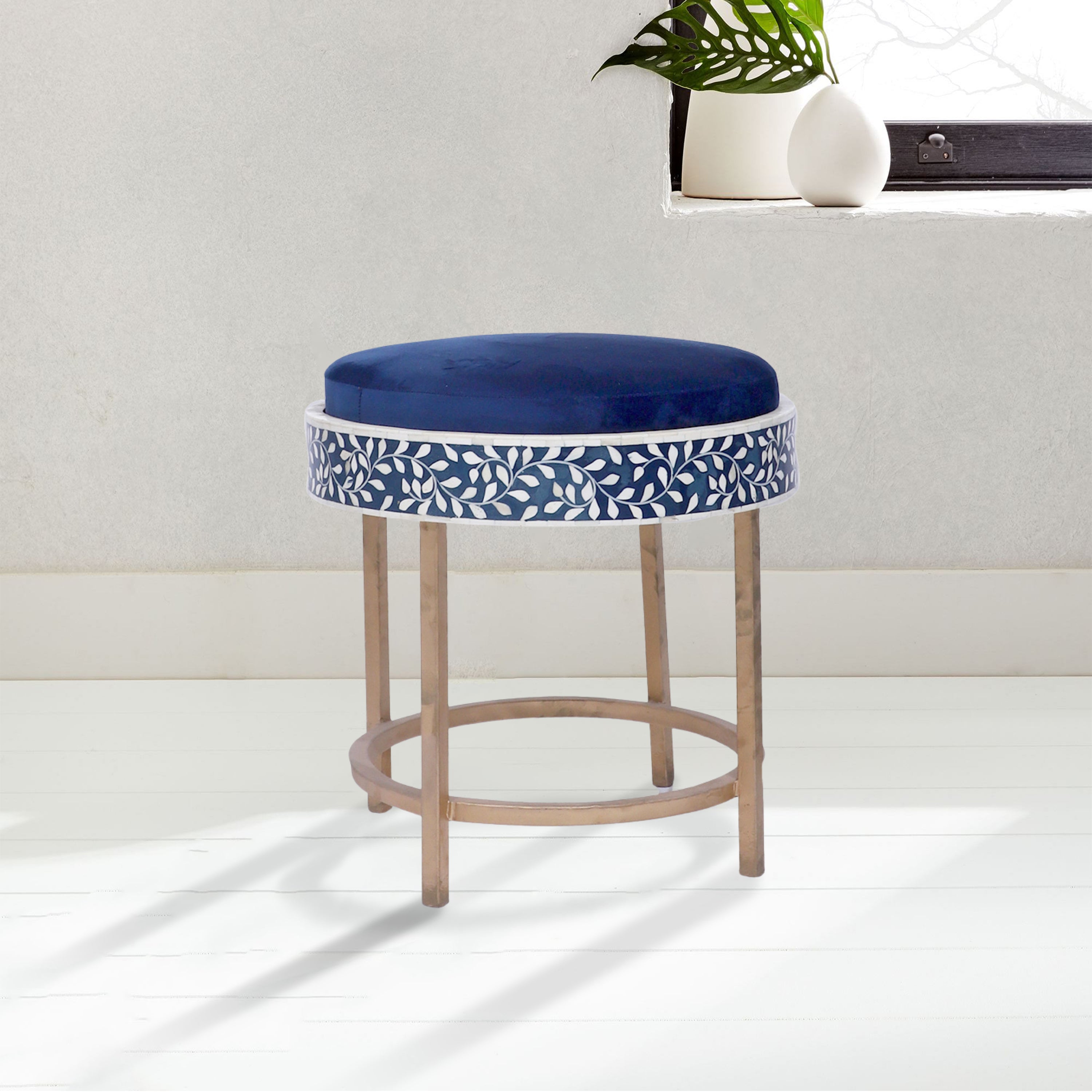 Flora Stool