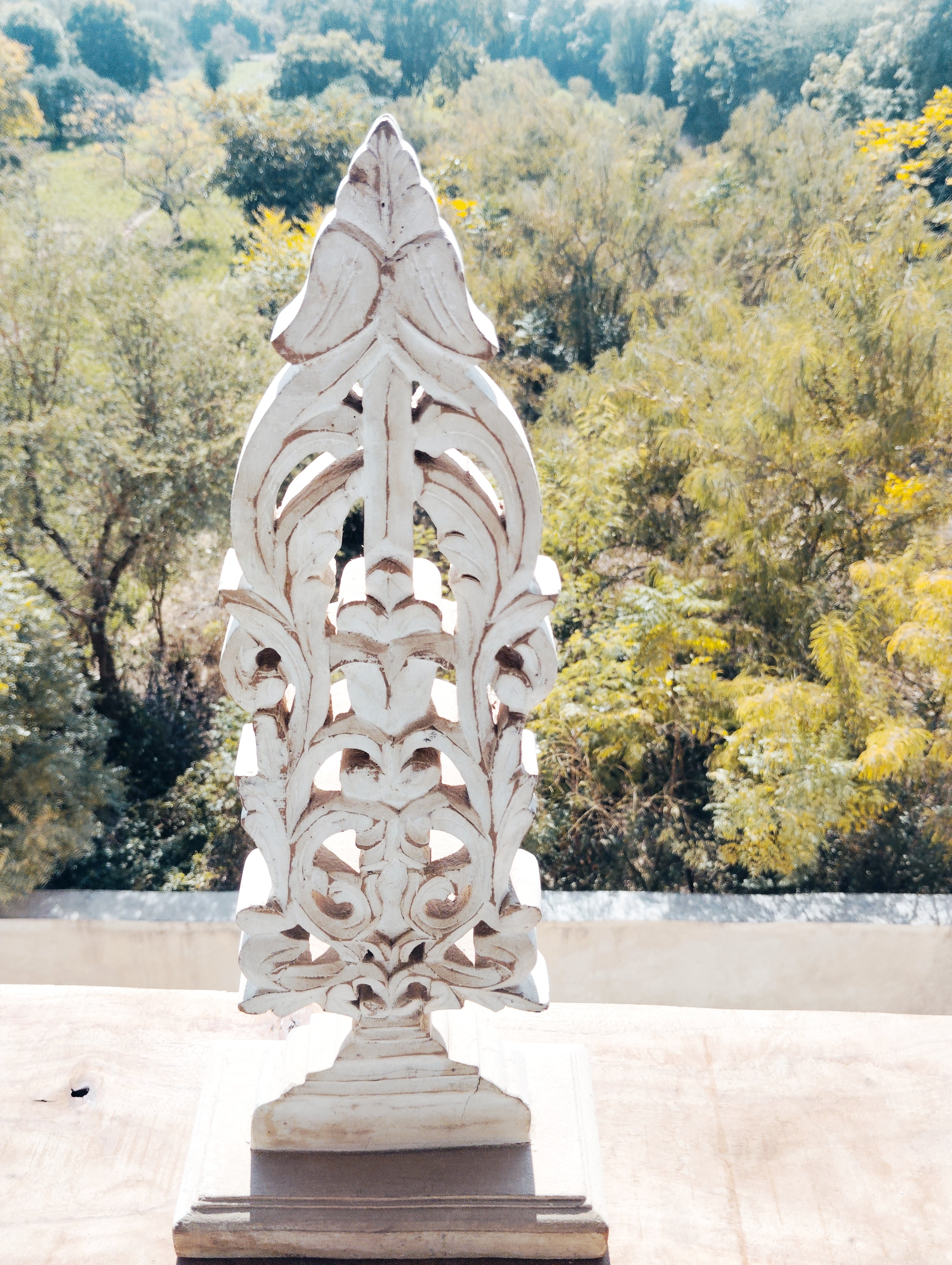 Wooden carving coffe stand
