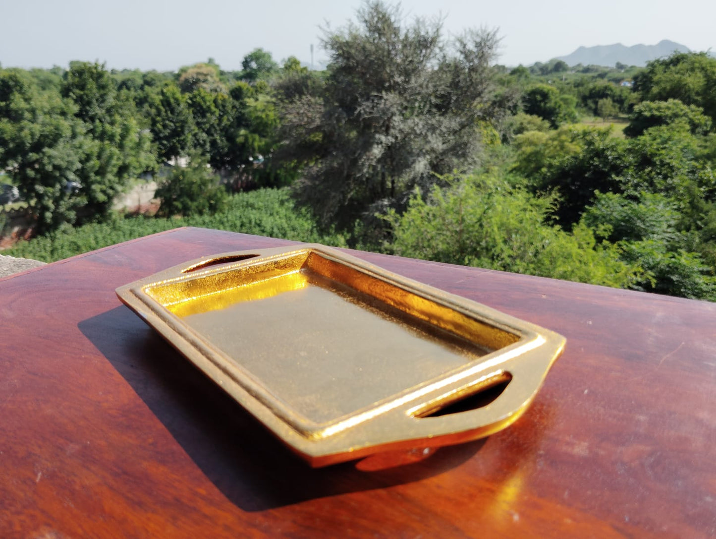 CASTED GOLD TRAY