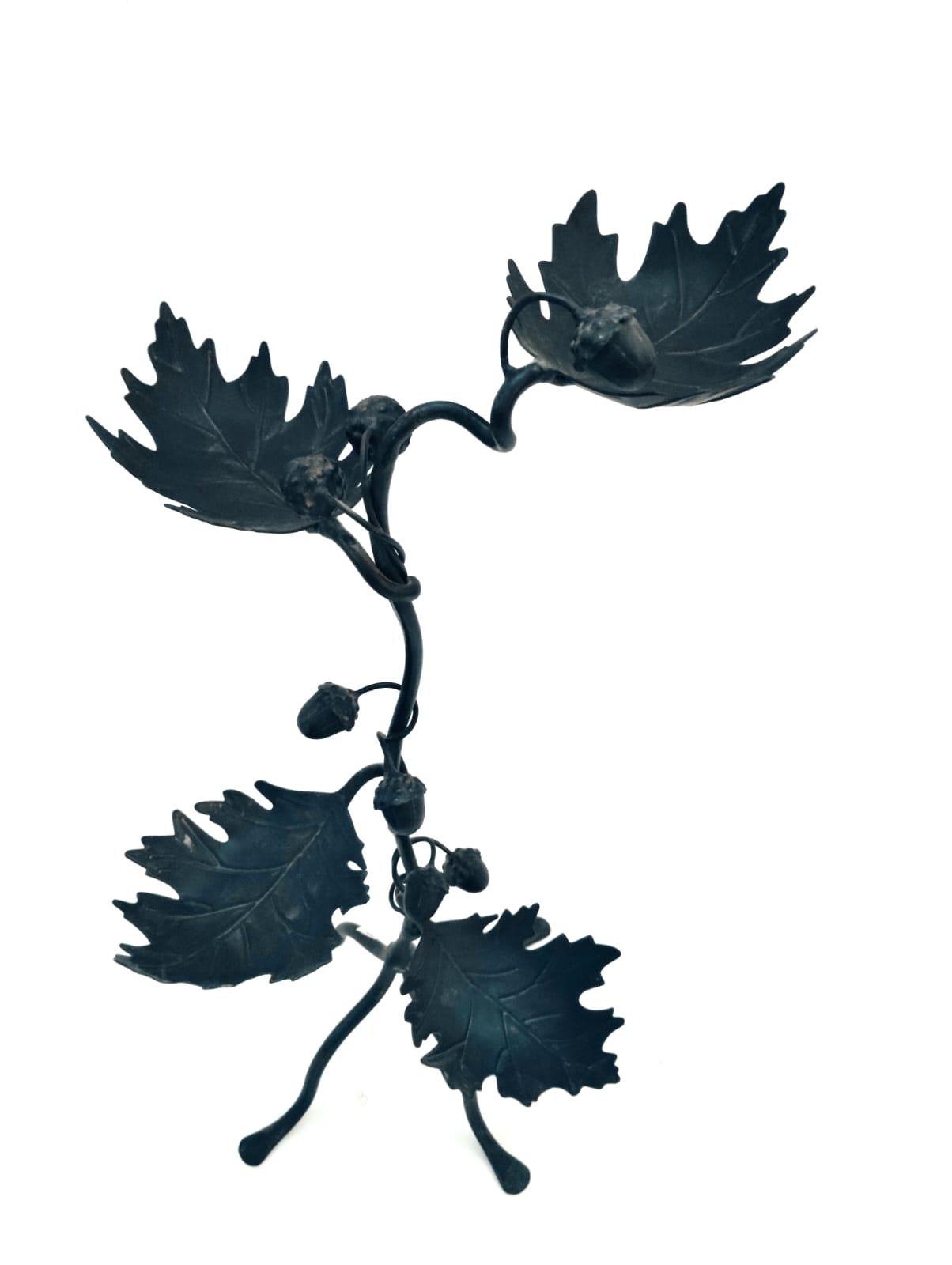 LEAF CASCADE DISPLAY STAND